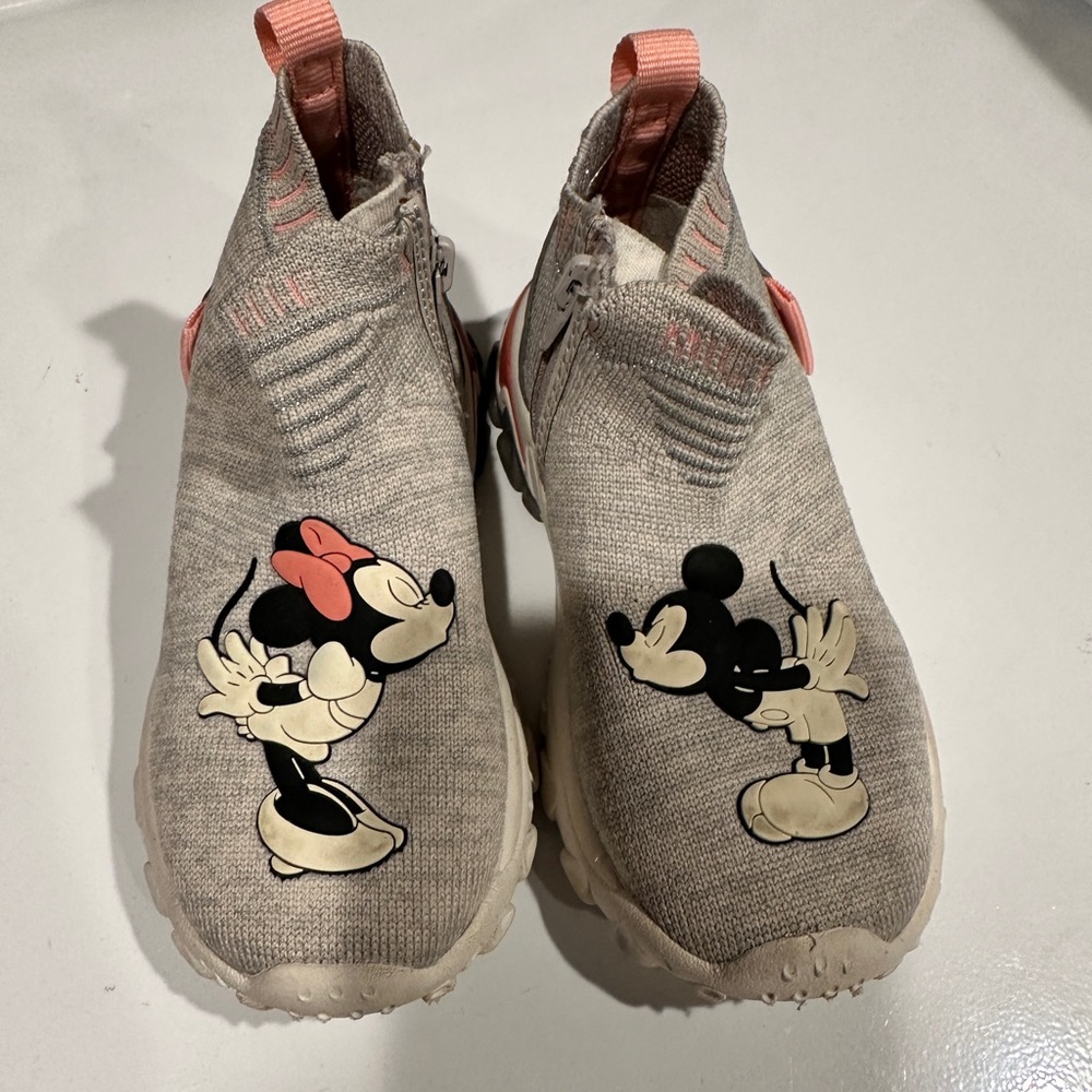 Gray Slip-On Shoes with Mickey and Minnie Design